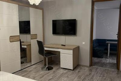 Garsonieră decomandată în Central - 8