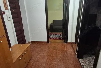 Inchiriez 3 camere Sd zona centrala - 3