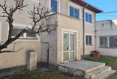 Vand Hale cu teren Zona Metro,( fosta fabrica),teren 14500 mp ,Hale 9 cladiri P+E, platf betonate - 1