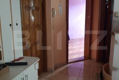 Apartament de vanzare, cu 3 camere, 70 mp, zona M16 - 5