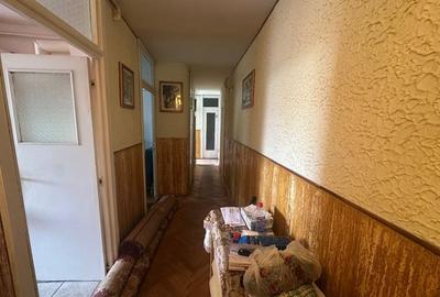 Apartament cu 4 camere decomandat, mobilat în Cugir - 7