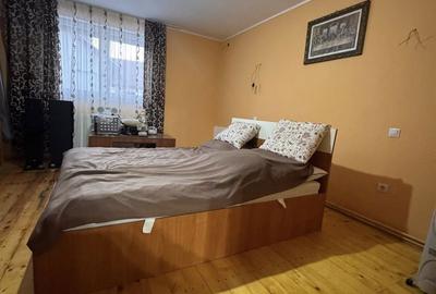 Casă cu 2 camere cu Teren 550 Mp în Central - 3