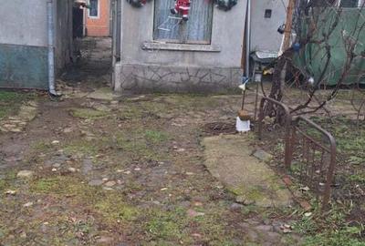 Casă cu 6 camere cu Teren 280 Mp în Central - 1