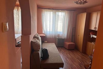 Garsonieră decomandată în Șuncuiș - 5