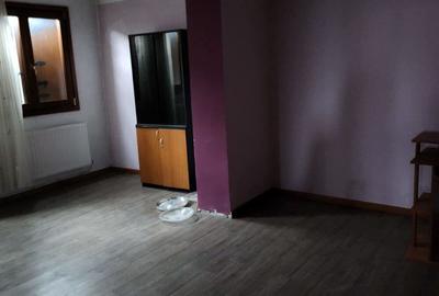 Casă cu 2 camere în Central - 1