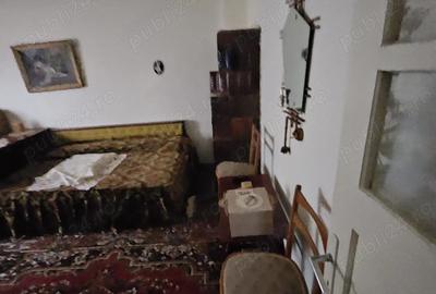 Casă cu 4 camere cu Teren 1268 Mp în Central - 7