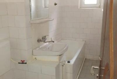 Apartament cu 2 camere decomandat în Obor