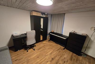 Apartament cu 3 camere semidecomandat în Schei - 11