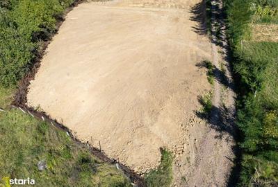 Teren de 1450 mp, în Central - 10