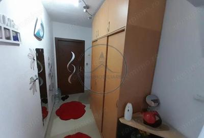 Apartament cu 2 camere, 52 mp, cu loc de parcare, zona DECEBAL - 4
