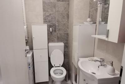 Garsonieră decomandată în Central - 7