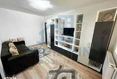 Apartament cu 3 camere semidecomandat în Craiovița Nouă - 2