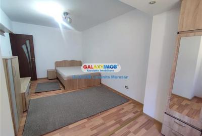 Garsonieră decomandată, mobilată în Micro 4 - 1