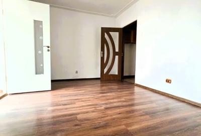 Apartament cu 2 camere decomandat în Podul de Fier - 3