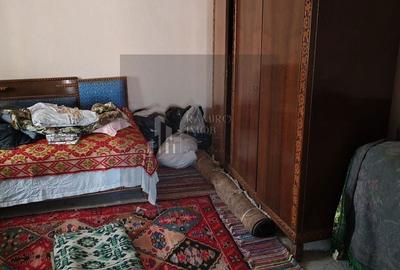 Casă cu 4 camere cu Teren 680 Mp în Comana - 2