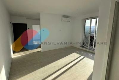 Apartament cu 3 camere semidecomandat în Chinteni - 1