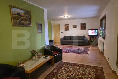 Casa de vanzare, 140 mp, zona Micro 11 - 4