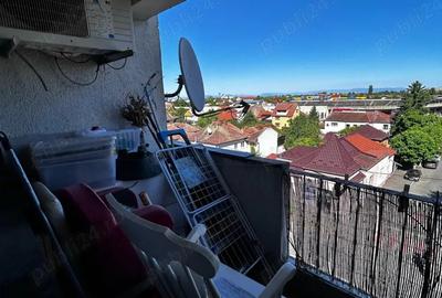 Apartament cu 3 camere decomandat în Central - 1