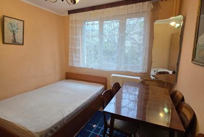 1 Decembrie 1918 intersectie Jean Steriadi, 10 minute metrou , vav Auchan, - 8