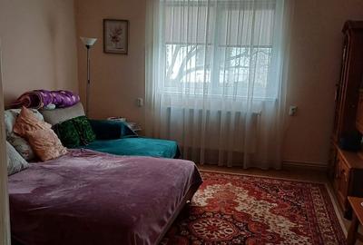 Casă cu 3 camere cu Teren 1938 Mp în Ernei - 8