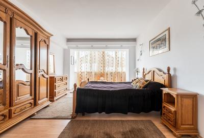 De investitit in apartament central -dormitor 35 mp,  vedere panoramica-Humor - 3