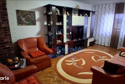 Apartament cu 4 camere decomandat în Păcurari - 3