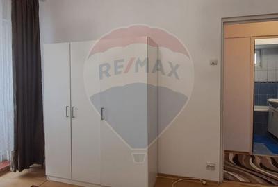 Inchiriere apartament 4 Camere decomandat - Metrou Piata Victoriei - 10