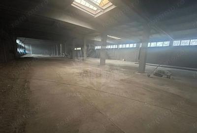 Spațiu comercial, de 4,000 mp, în Central - 10