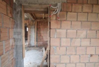 Casa 5 camere Zarnesti teren 585 mp pozitie excelenta - 11