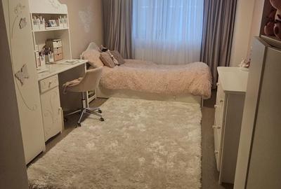 Apartament cu 3 camere decomandat în Sisești - 5