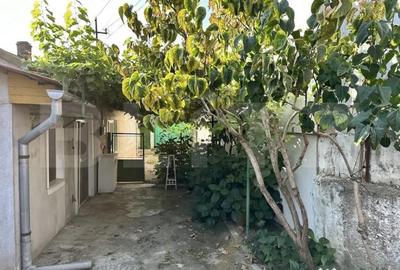 Casă cu 2 camere cu Teren 500 Mp în Central - 3