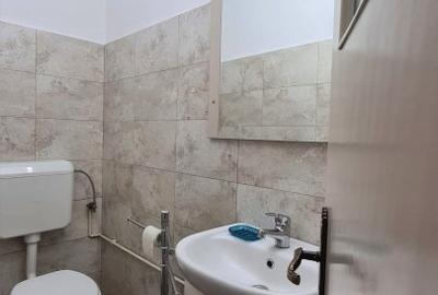 Apartament cu 3 camere decomandat în Sebastian - 9