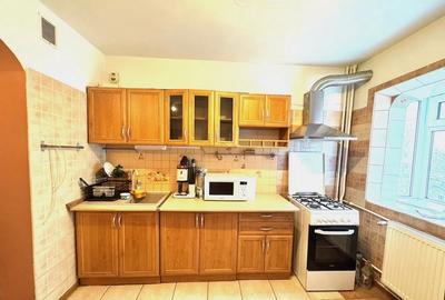 Apartament cu 3 camere decomandat, mobilat în Nerva Traian - 8