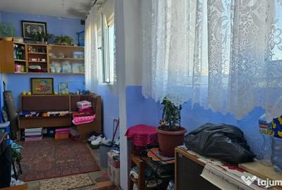 Apartament cu 3 camere decomandat în Minerul - 15