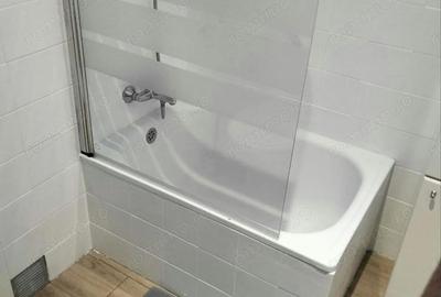 Garsonieră decomandată în Apărătorii Patriei