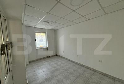 Spatiu comercial zona centrala in Simleul Silvaniei Spatiu comercial zona centrala in Simleul Silvaniei - 3