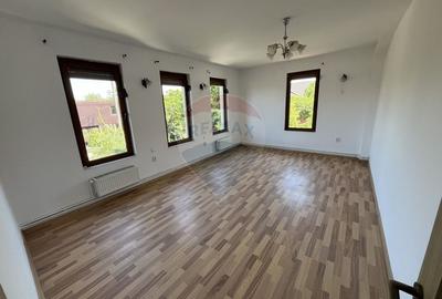Casa cu 6 camere de vanzare in Pitesti - 3