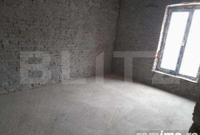 Casă cu 3 camere cu Teren 1150 Mp în Central - 4