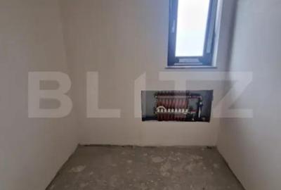 Casă cu 5 camere cu Teren 400 Mp în Central