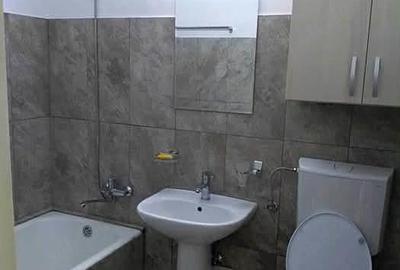 Garsonieră semidecomandată în Traian - 1