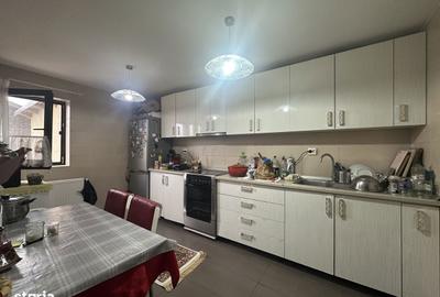 Casă cu 5 camere cu Teren 3784 Mp în Cornești - 8