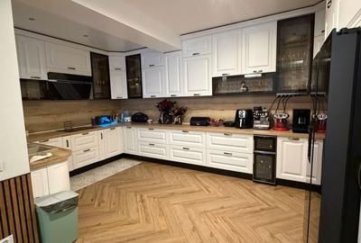Casă cu 4 camere în Mărăcineni - 2