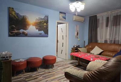 Apartament 3 camere, 52.86 mp, zona Sud - 10