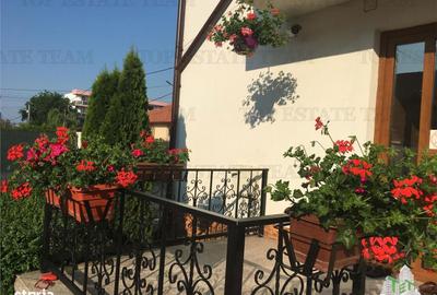 Casă cu 10 camere cu Teren 974 Mp în Central - 9