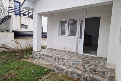 Casă individuală cu 3 camere cu Teren 180 Mp în Est - 2