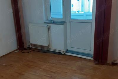 Vand apartament 2 camere 52 mp Olteni?a, zona ?coala 6 - 5