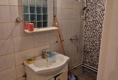 Casă cu 2 camere cu Teren 75 Mp în Iancului