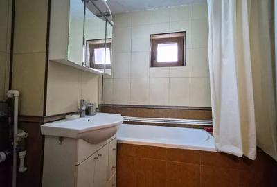 Apartament cu 3 camere decomandat, mobilat în Delfinariu - 12