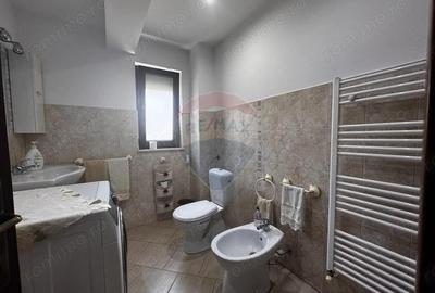 Casa +teren de vanzare in Bacau, pozi?ie excelenta la E85 - 8