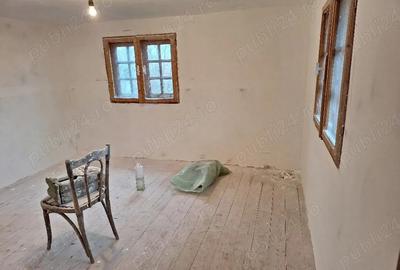 Casă în Teișani - 10